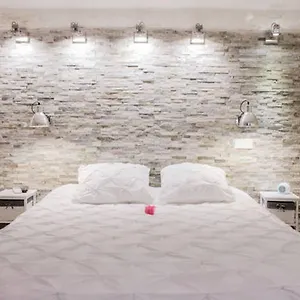 City Chambres&appartements Гостевой дом