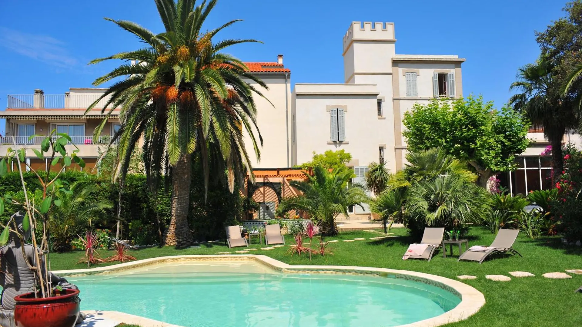 Bed & Breakfast Villa Valflor Chambres D'Hotes Et Appartements Marseille