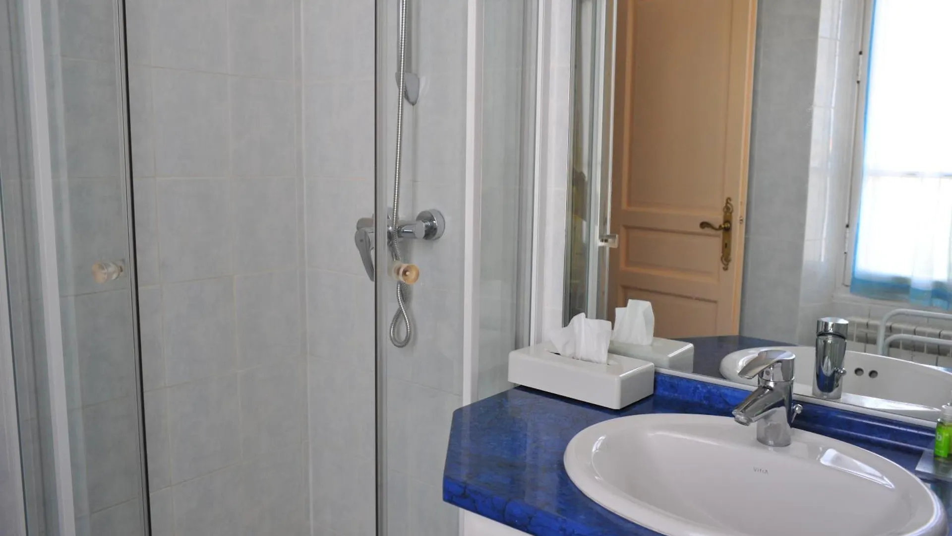 Villa Valflor Chambres D'Hotes Et Appartements Marseille