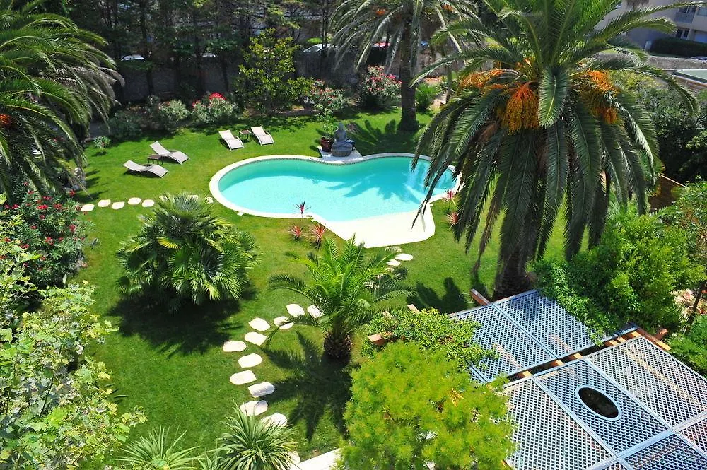 Villa Valflor Chambres D'Hotes Et Appartements Marseille
