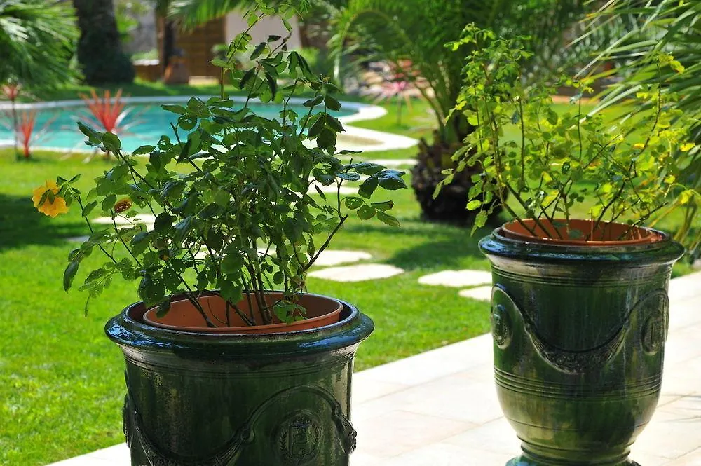 Bed & Breakfast Villa Valflor Chambres D'Hotes Et Appartements Marseille