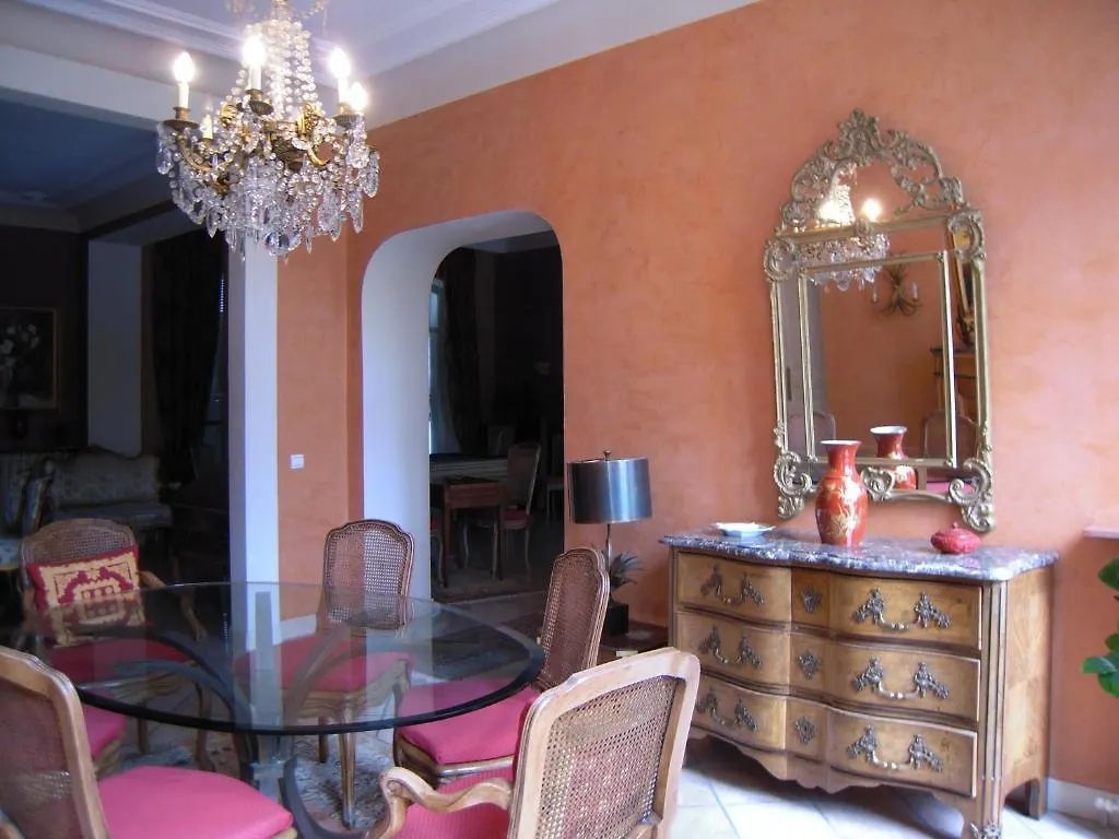 Villa Valflor Chambres D'Hotes Et Appartements Marseille 3*,