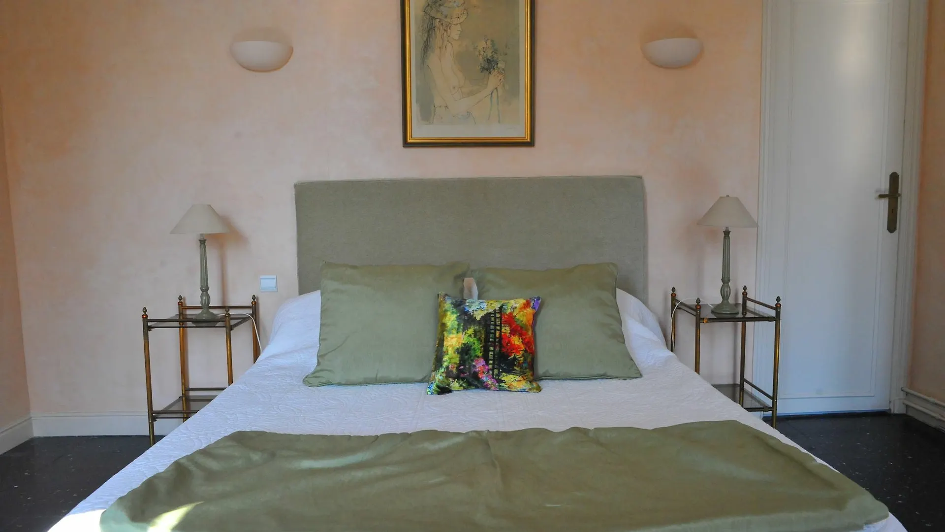 Villa Valflor Chambres D'Hotes Et Appartements Marseille 3*,  France