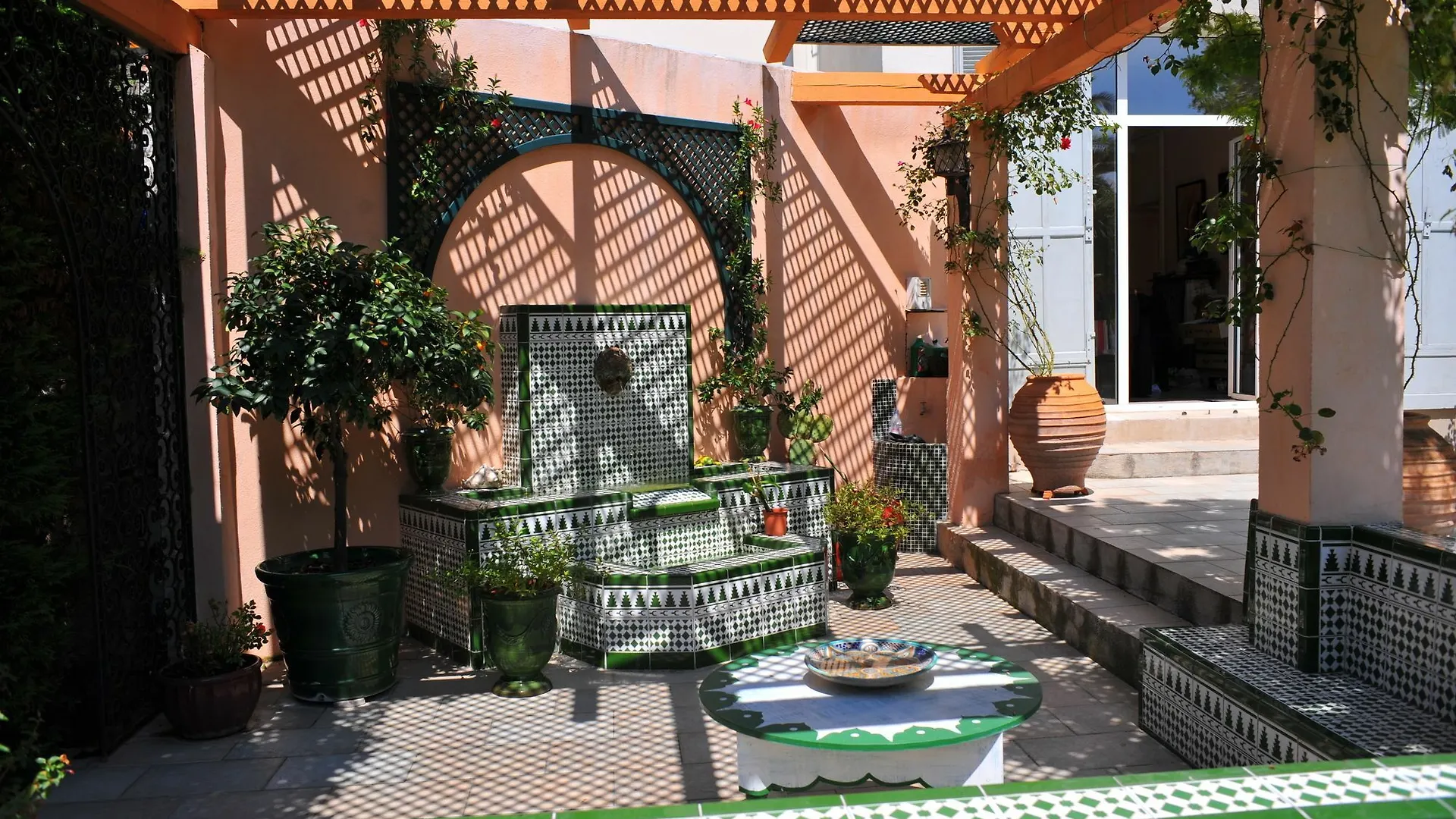 *** Bed & Breakfast Villa Valflor Chambres D'Hotes Et Appartements Marseille France