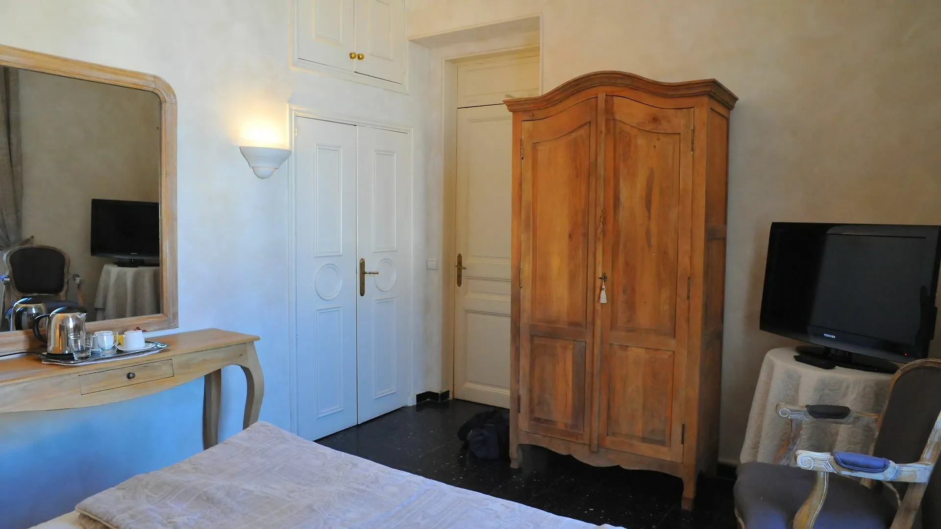 Villa Valflor Chambres D'Hotes Et Appartements Marseille 3*,