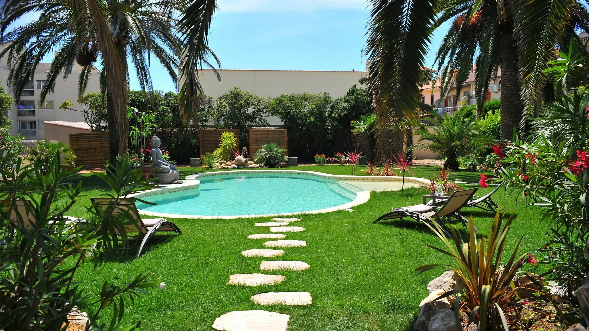 Villa Valflor Chambres D'Hotes Et Appartements Marseille