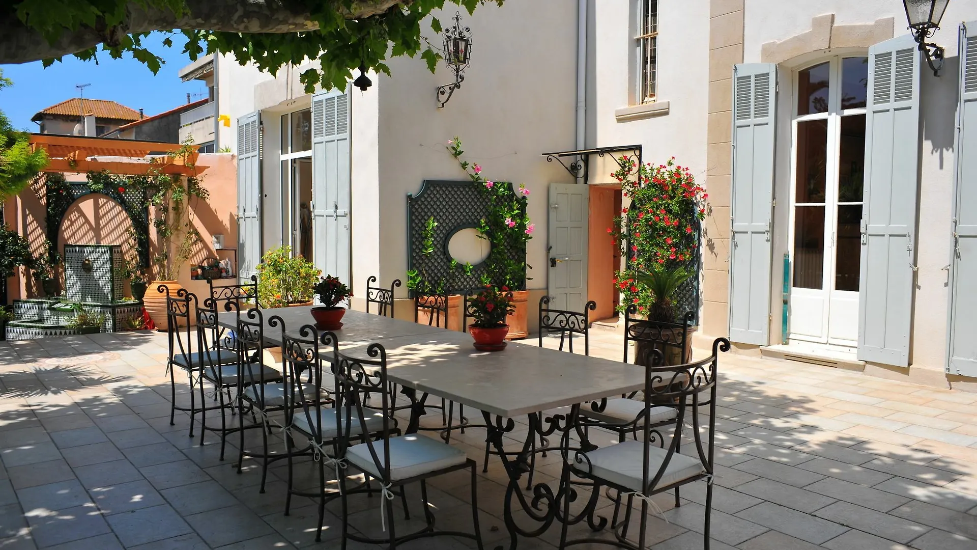 Bed & Breakfast Villa Valflor Chambres D'Hotes Et Appartements Marseille