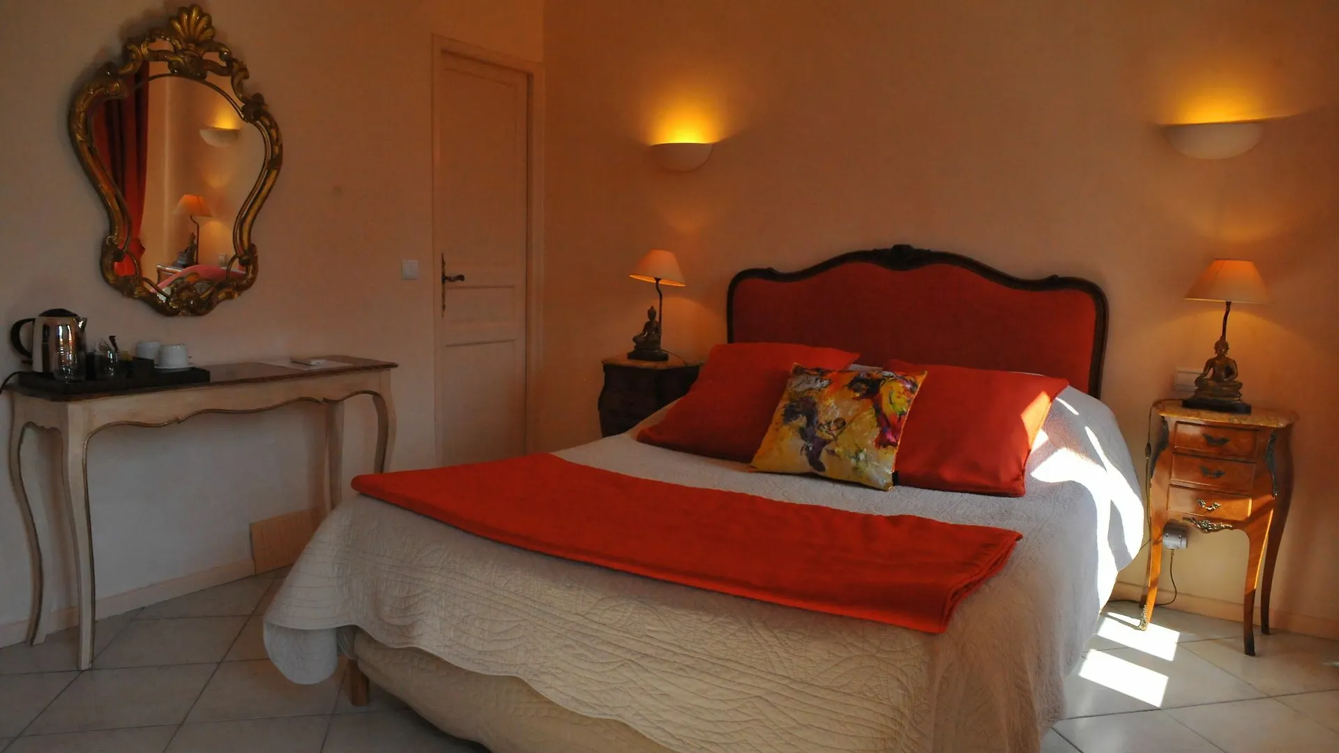 Villa Valflor Chambres D'Hotes Et Appartements Marseille